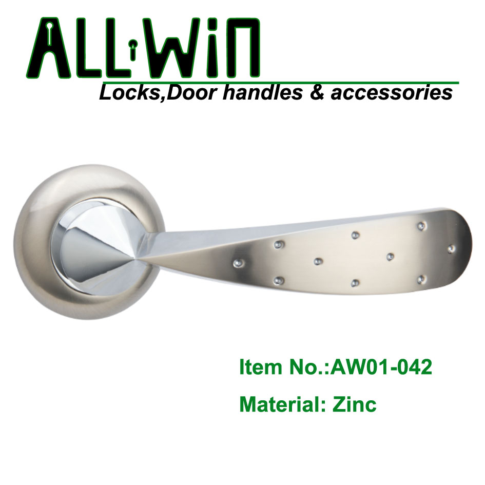AW01-042 chrome door handle